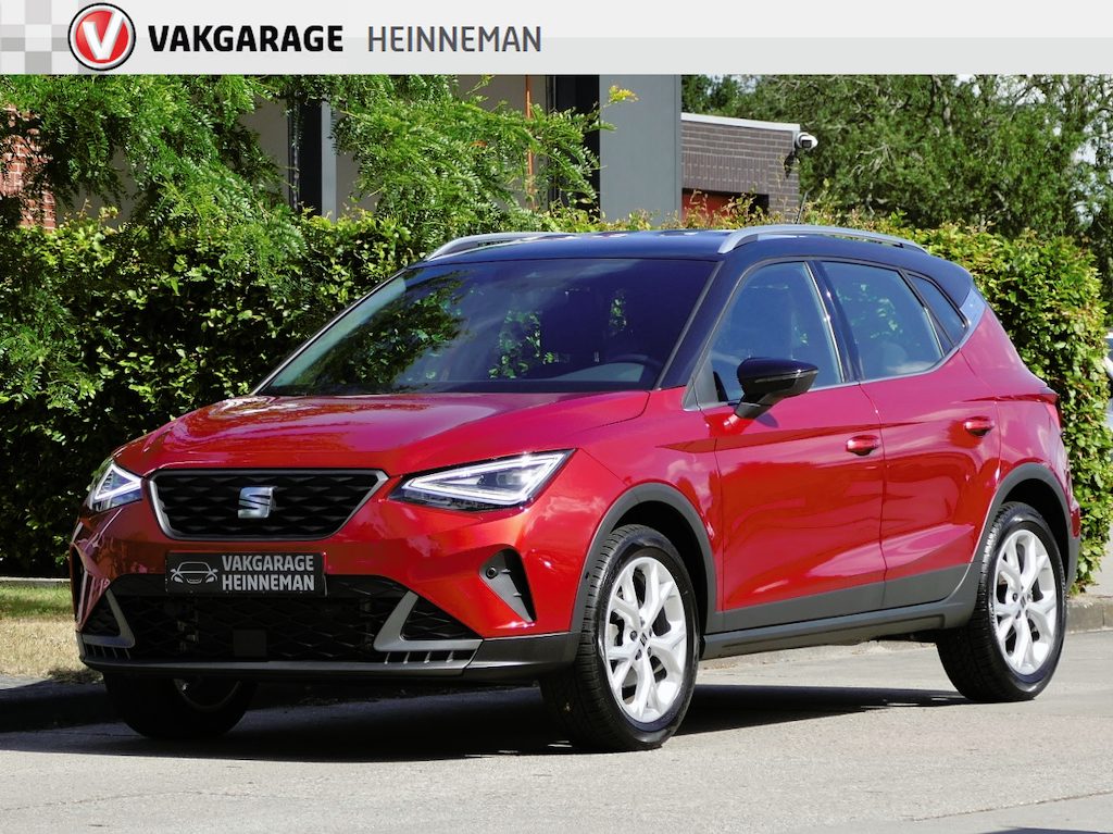 SEAT Arona 1.0 EcoTSI FR AUTOMAAT | digitaal dashboard | achteruitrijcamera | Apple Carplay/ Android auto | stoelverwarming