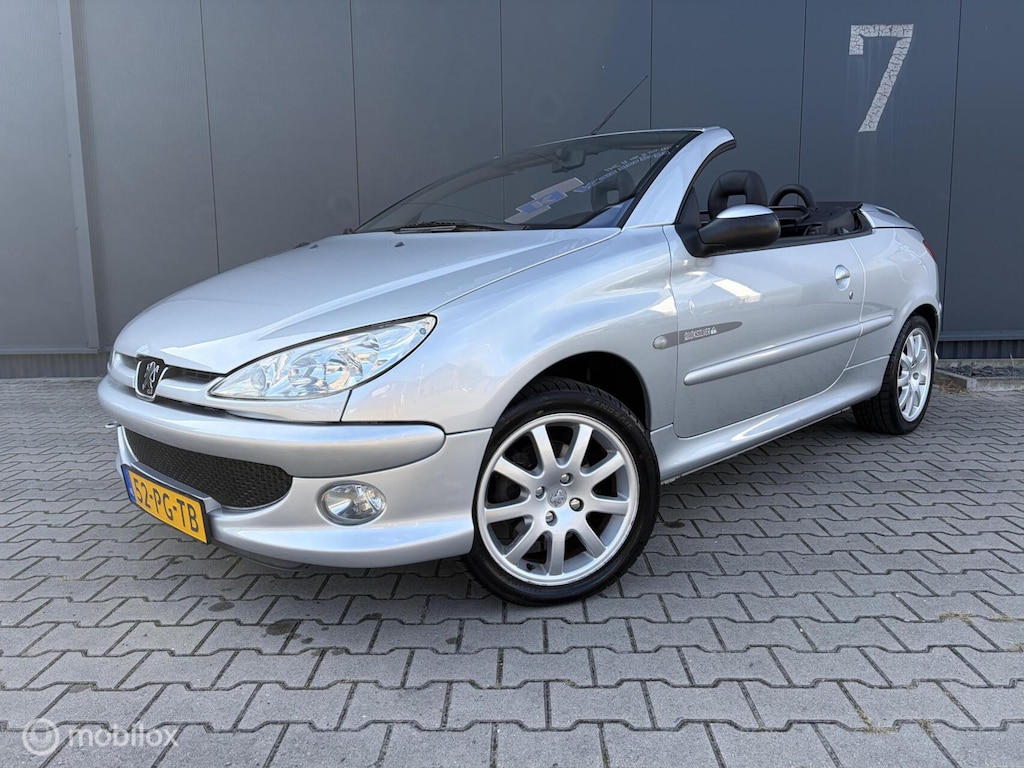 Peugeot 206 CC 1.6-16V Quiksilver Clima Leer Uniek Youngtimer