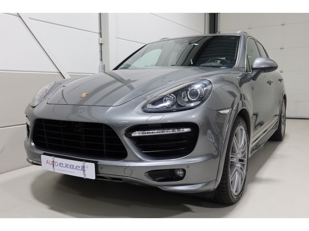 Porsche Cayenne 4.8 GTS I Sports exhaust I Carbon pack I Full leather pack