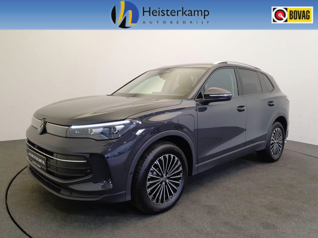Volkswagen Tiguan 1.5 eHybrid Life Edition Wegklapbare trekhaak, ACC, 360 Camera