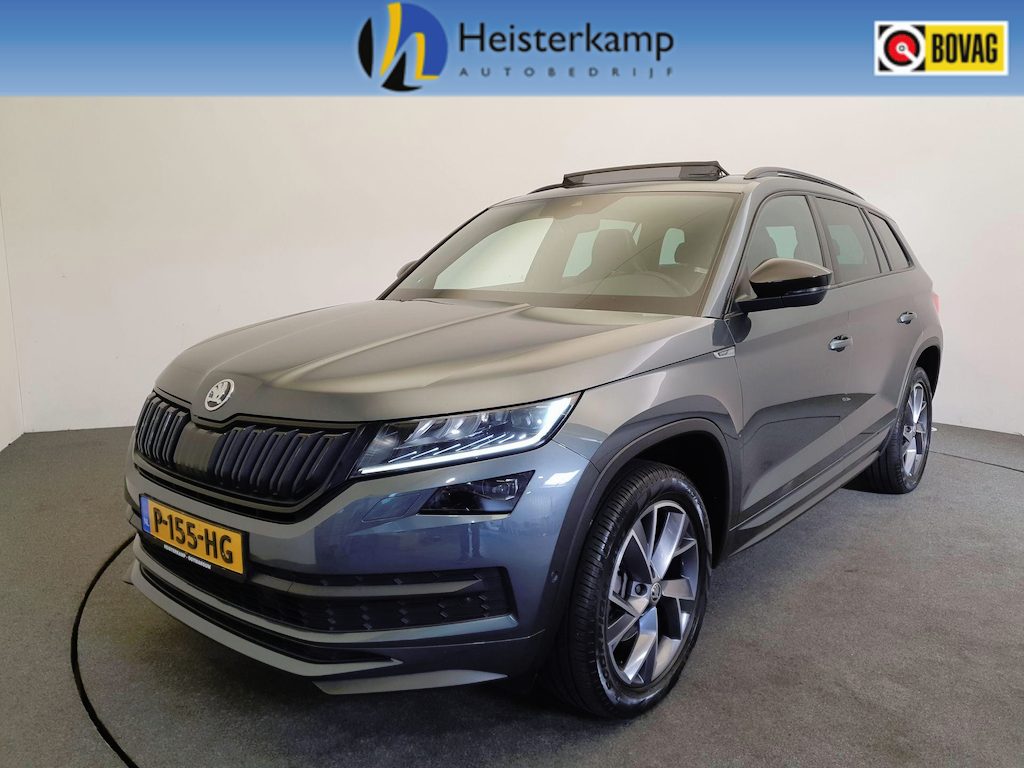 Skoda Kodiaq 1.5 TSI Sportline Business 7p. Wegklapbare trekhaak, Panoramadak, Elektrische stoelen