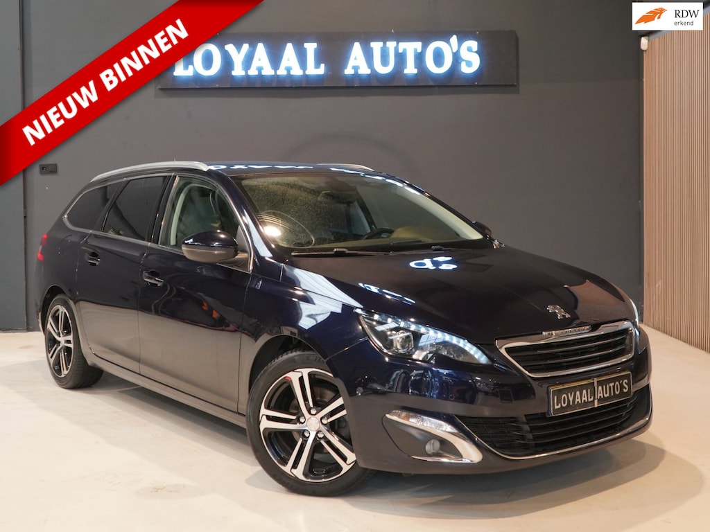 Peugeot 308 SW 1.2 PureTech Blue Lease Premium | AUT | ACHTERUITRIJC. | PANODAK |STOELVER | CRUISE | PDC | NAVI | AIRCO | NAP |APK