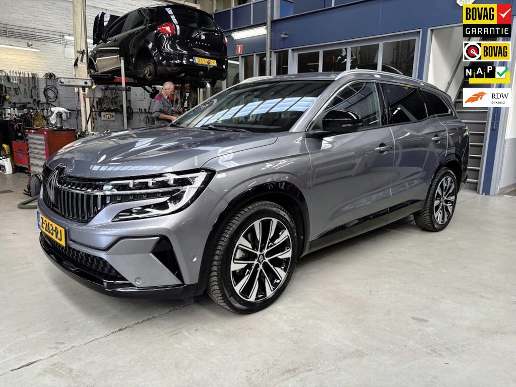 Renault Espace E-Tech full hybrid 200 techno 7p. | Apple carplay/ Android auto | Camera | Navi | Trekhaak | NAP | Rijklaar prijs!