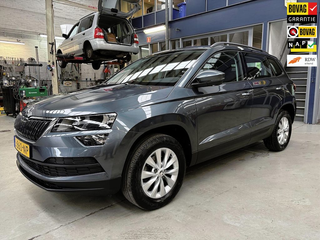 Skoda Karoq 1.0 TSI Business Edition| Apple carplay / Android auto | Navigatie | Cruise control | NAP | Rijklaar prijs!
