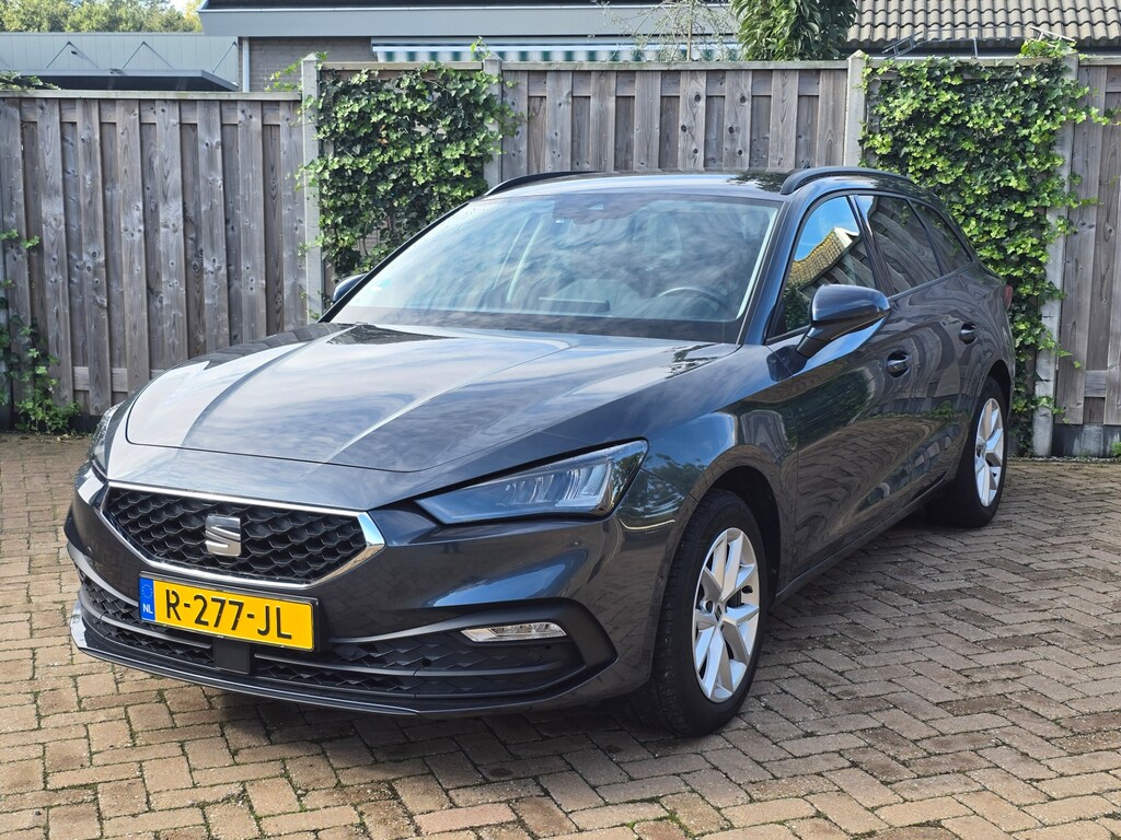 SEAT Leon Sportstourer 1.0 TSI Style Business Intense LED,APP,CAM,NAP.