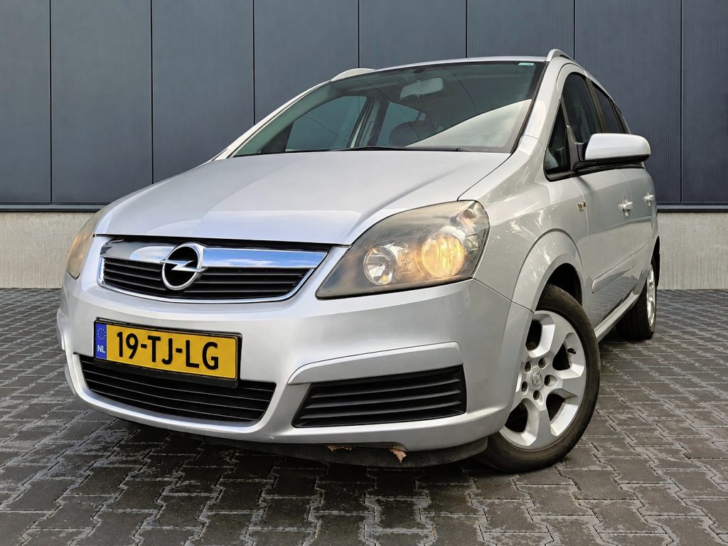 Opel Zafira 1.8 Executive | 7 persoons | Trekhaak | Cruise control | Airco |