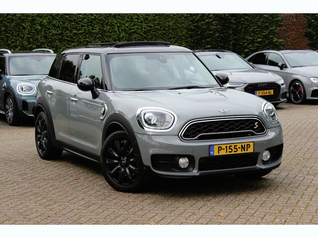 MINI Countryman 1.5 Cooper S E ALL4 Chili / Panoramadak / Head-up / Leder / CarPlay / 18'' / Stoelverwarming / Cruise Control