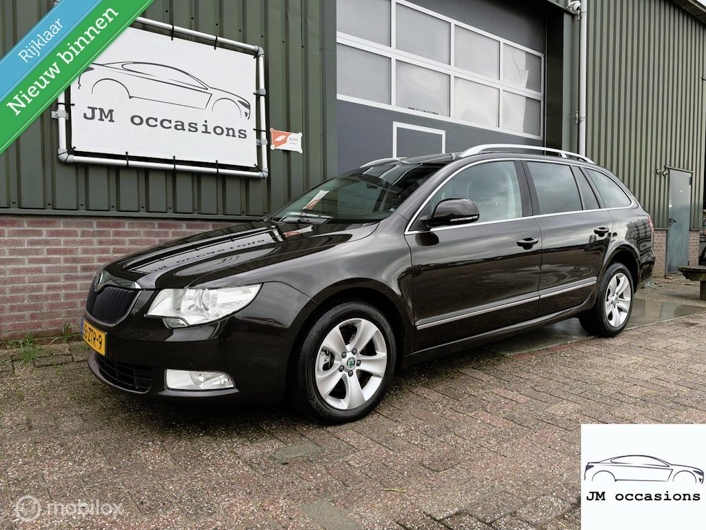 Skoda Superb Combi 1.4 TSI Business Line|Clima|Xenon|Cruise|