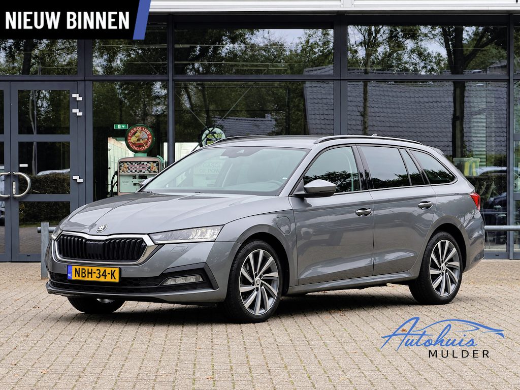 Skoda Octavia Combi 1.4 TSI iV PHEV Business Edition | Plug in Hyb | Stoelverwarming / Stuurverwarming | CarPlay | Clima | Camera