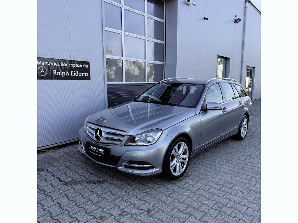 Mercedes-Benz C-klasse Estate *NAVI/CRUISECONTROL 180 Avantgarde