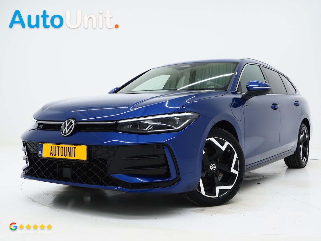 Volkswagen Passat Variant 1.5 eHybrid R-Line Black | 5 Jaar Garantie | Leder | Stoelventilatie | Trekhaak | Massage | 360 | HUD | Keyless