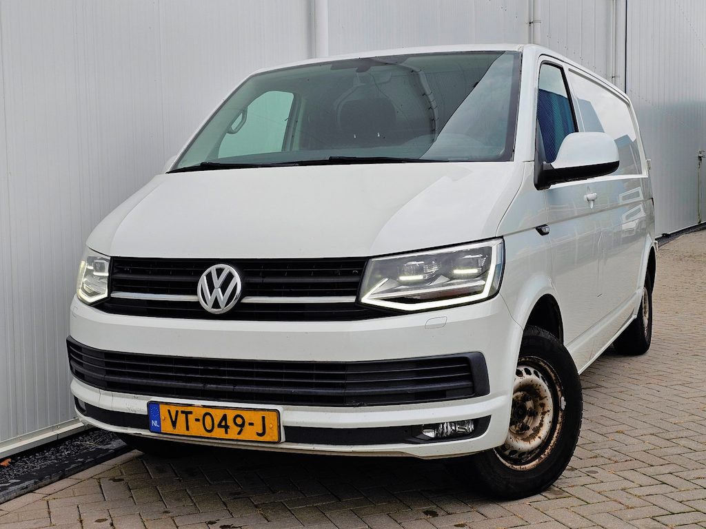 Volkswagen Transporter 2.0 TDI 140PK L2H1 DSG Aut bj 2016 LED|Climate|Cruise metallic wit