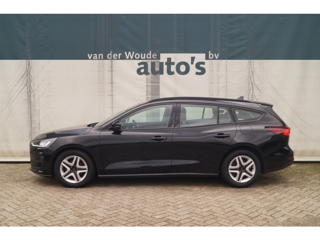 Ford Focus Wagon 1.0 EcoBoost 124pk Hybrid Connected -NAVI-AIRCO-PDC-