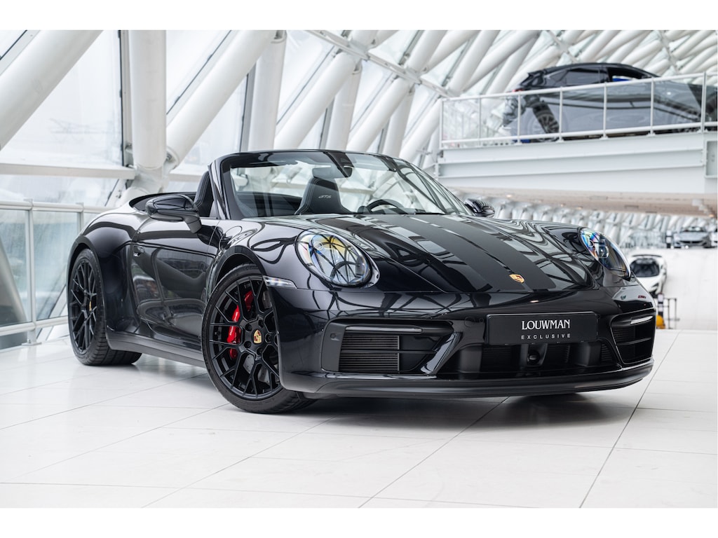 Porsche 911 Cabrio 3.0 Carrera 4 GTS | Sportuitlaat | Sportstoelen | Low Milage