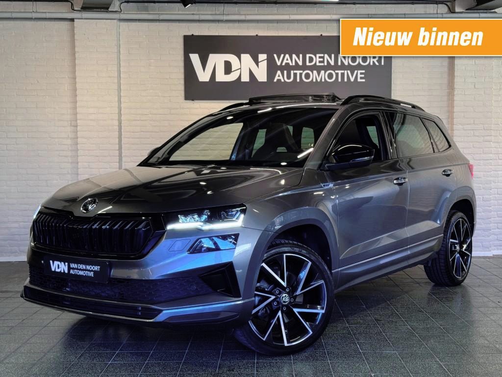 Skoda Karoq 1.5 TSI Sportline Business Pano DCC Trekhaak ACC 19''