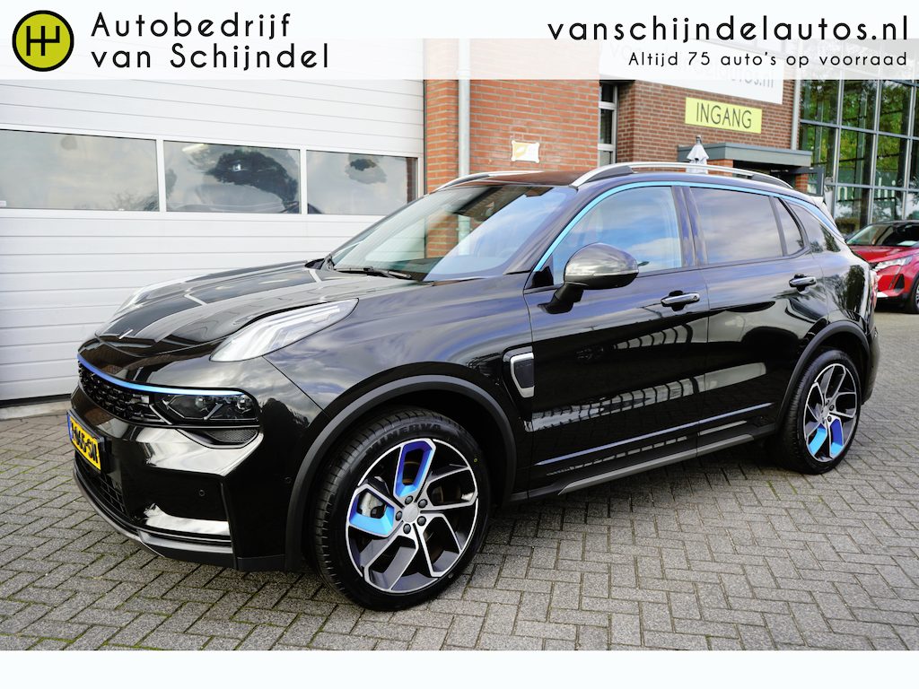 Lynk & Co 01 1.5 261PK! ORIGINEEL NEDERLANDS 20 X OP VOORRAAD ZWARTE HEMEL ROLHOES 360CAMERA 6,6KWH LADER PANORAMADAK ADAPTIEVE CRUISE ANDROID/APPLECARPLAY NAVI CLIMA PDC V+A 20INCH ENZ...