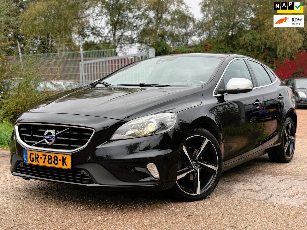 Volvo V40 2.0 D2 R-Design Business AIRCO CRUISE NAVI PDC TREKHAAK