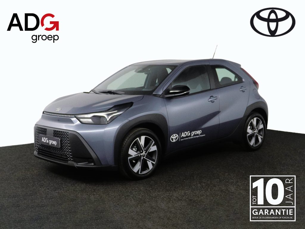 Toyota Aygo X Hybrid 115 play | Automaat | Apple carplay & Android auto | Parkeer camera | Lichtmetalen velgen |