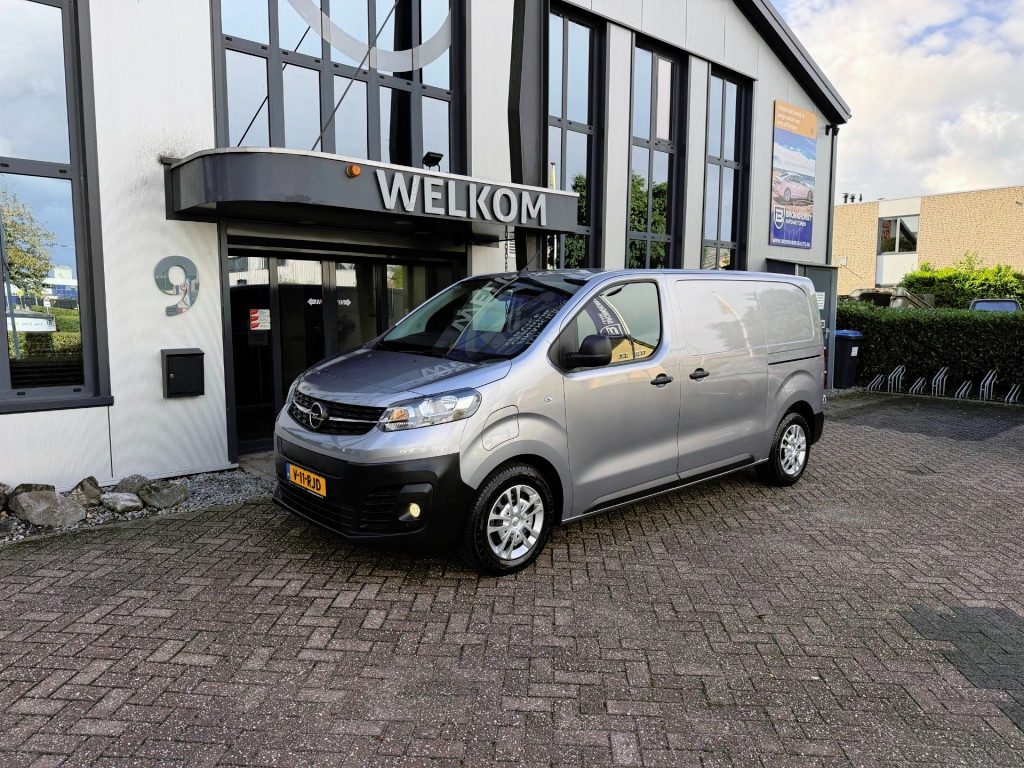 Opel Vivaro 57 KWH 100KW L2H1 dubbele schuifdeur, automaat, navi, cruisectrl,