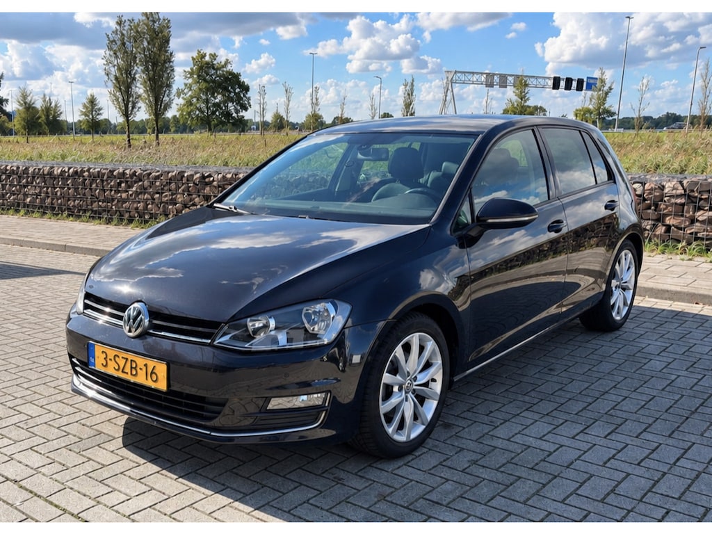 Volkswagen Golf 1.4 TSI Highline | AUTOMAAT | NAVI | PDC |
