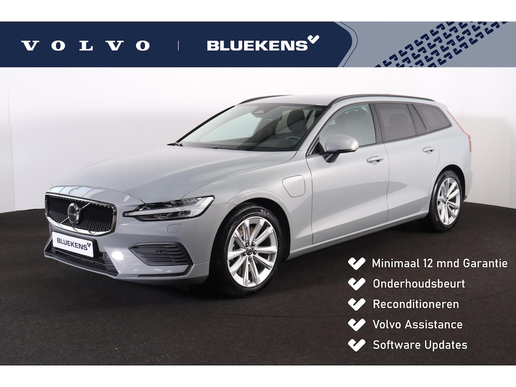 Volvo V60 T6 Recharge AWD Core Bright - IntelliSafe Assist & Surround - Adaptieve LED koplampen - Parkeercamera achter - Verwarmde voorstoelen, stuur & achterbank - Parkeersensoren voor & achter - Elektr. bedienb. voorstoelen met geheugen - Extra getint glas - 18' LMV