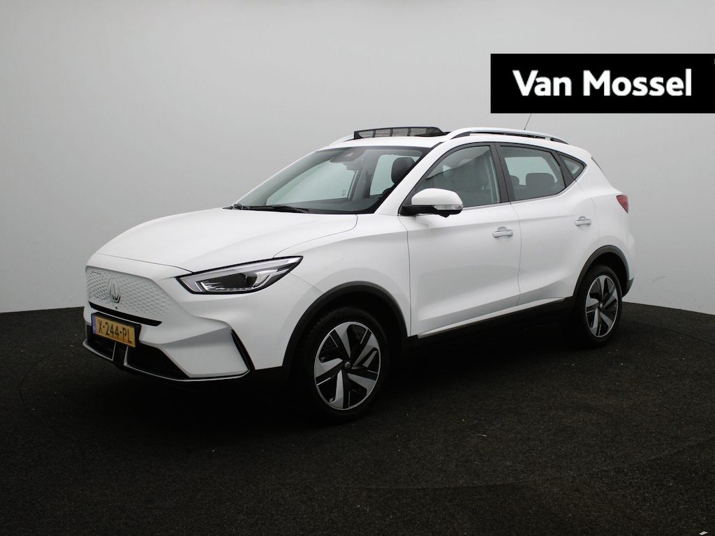 MG MG ZS EV Long Range Luxury 70 kWh | Apple Carplay/Android Auto | Achteruitrijcamera | Panoramadak | Cruise Control | Lederen Bekleding |