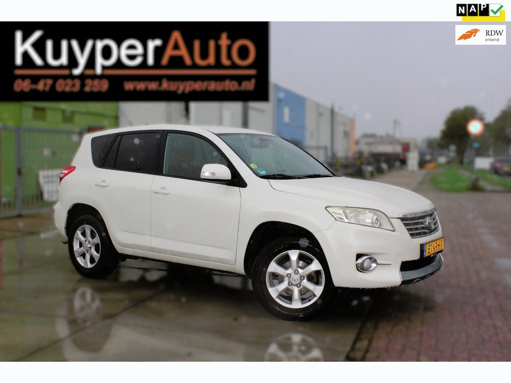 Toyota RAV4 2.0 VVTi Dynamic 2WD clima leder afn trekhaak navi multimedia