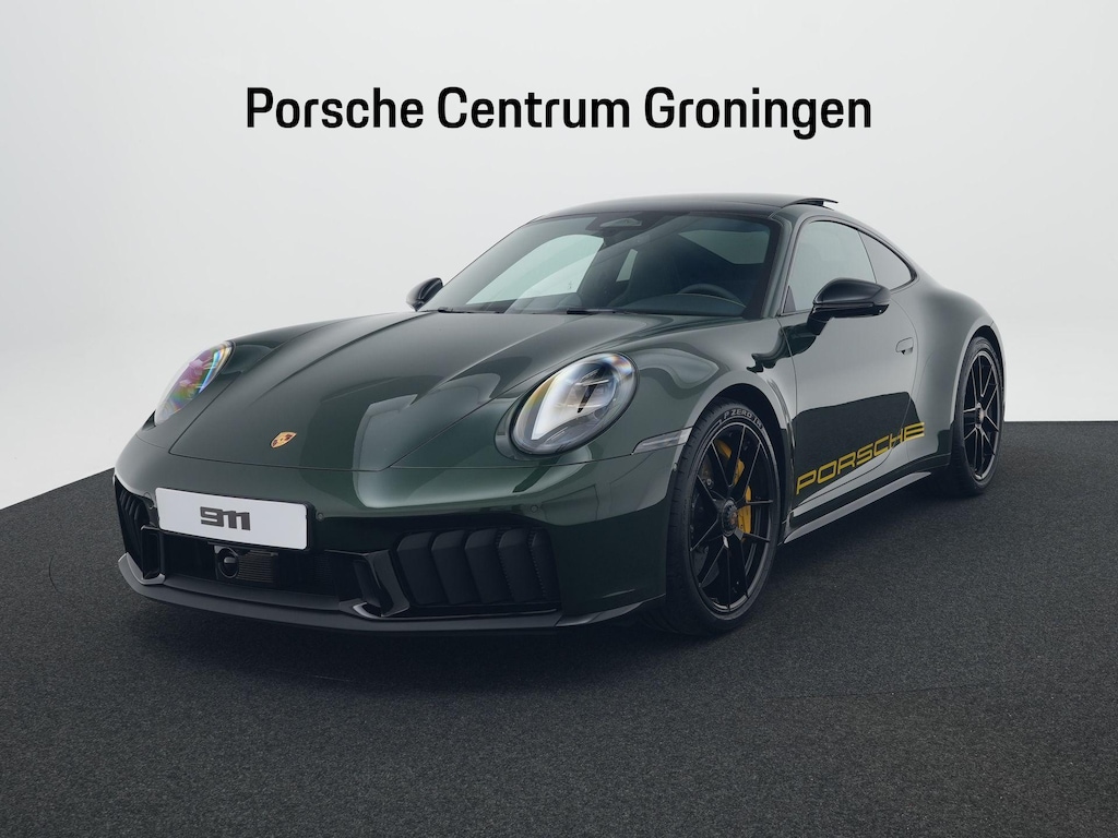 Porsche 911 Carrera 4 GTS
