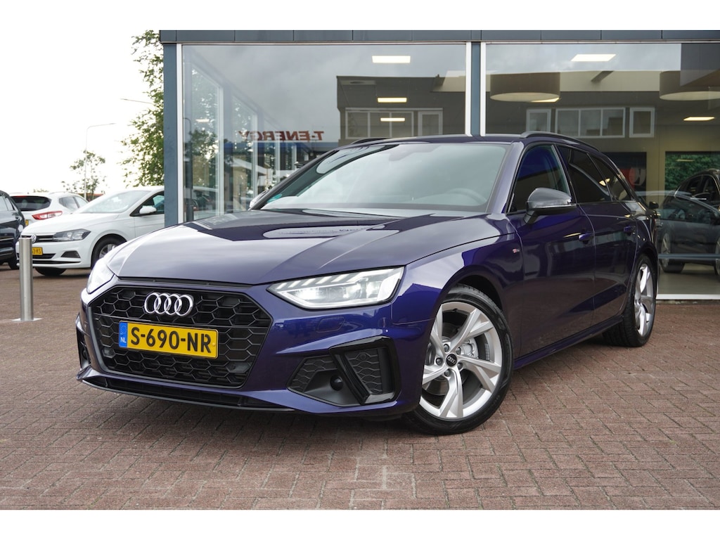 Audi A4 Avant 35 TFSI S edition Automaat | Navigatie | CarPlay | Camera | Trekhaak | Inruil mogelijk