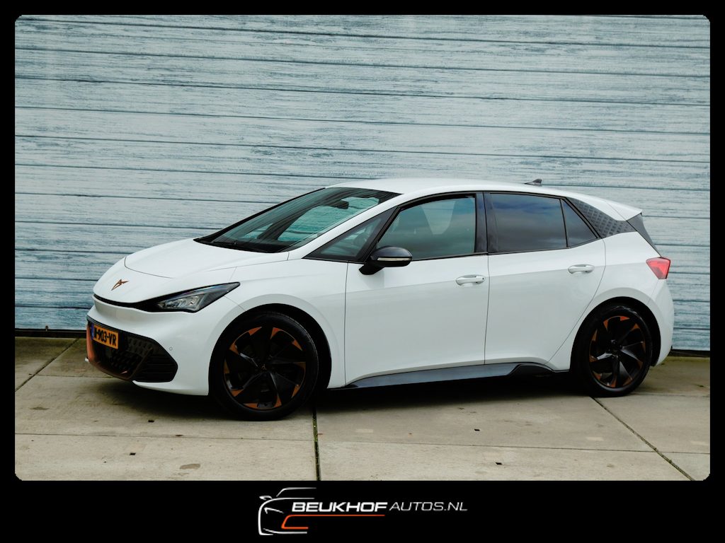 CUPRA Born 62 kWh Stoelverwarming Camera Navi Soh 92.4%