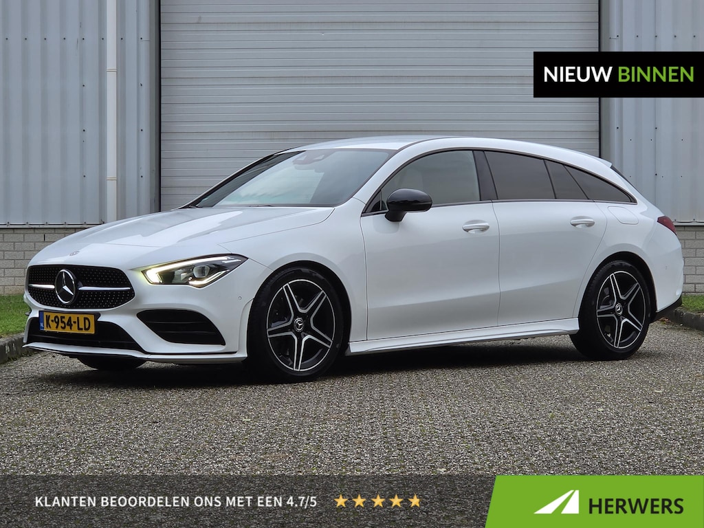 Mercedes-Benz CLA Shooting Brake 200 Business Solution AMG / Afneembare Trekhaak / AMG Styling / Sportstoelen / Alcantara / Stoelverwarming / Achteruitrijcamera / Apple Carplay & Android Auto / Draadloze Telefoonlader /