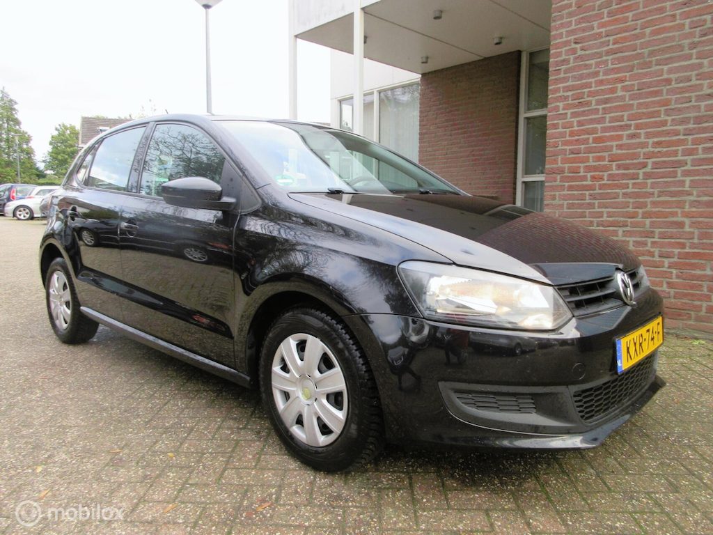 Volkswagen Polo 1.2 Easyline / 2010 / 175dkm / Airco / APK 2028
