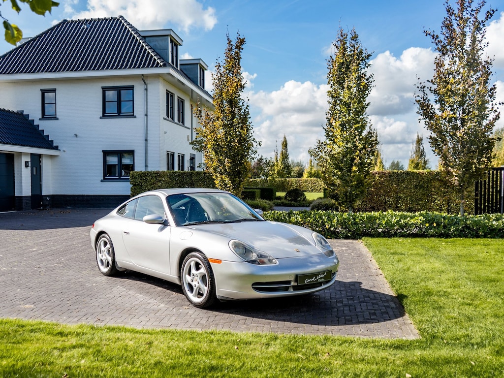 Porsche 911 3.4 Coupé Carrera