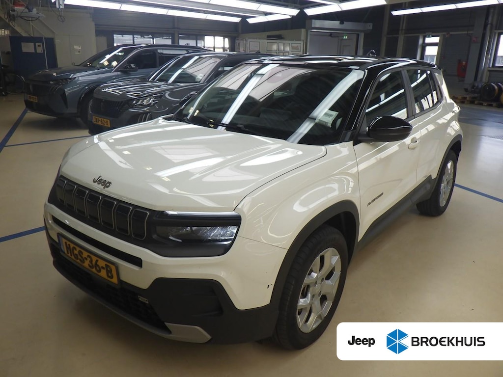 Jeep Avenger Altitude 54 kWh | Camera | Adaptive Cruise Controle | Stoelverwarming | Voorruit verwarming | Climate Controle | Elektrische Achterklep |