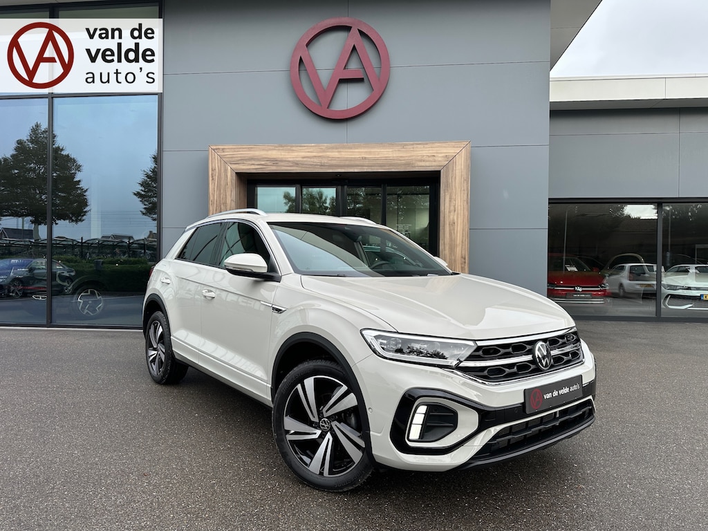 Volkswagen T-Roc 1.5 TSI 150pk DSG R-Line | Camera | Keyless | Elek. Achterklep | Dode hoek | Rijklaar incl. 1 jaar Bovag garantie