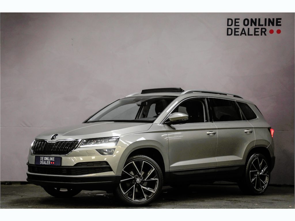 Skoda Karoq 1.5 TSI 150PK AUT |Pano|19inch|Canton|Carplay