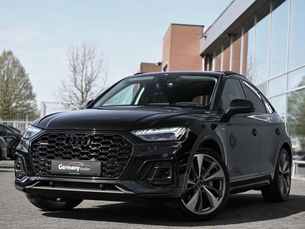 Audi Q5 Sportback 55TFSI E S-Edition Competition Lucht Ruit-leder Pano 21-Inch M-Led Keyless