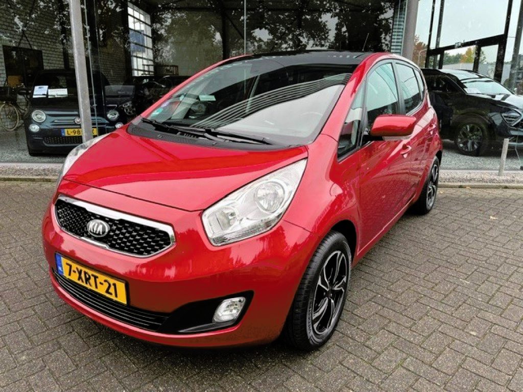 Kia Venga 1.4 CVVT ExecutiveLine PANORAMADAK CLIMA CRUISE