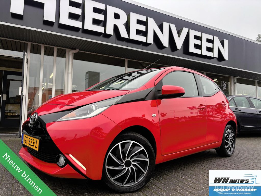 Toyota Aygo 1.0 VVT-i x-play | Camera |