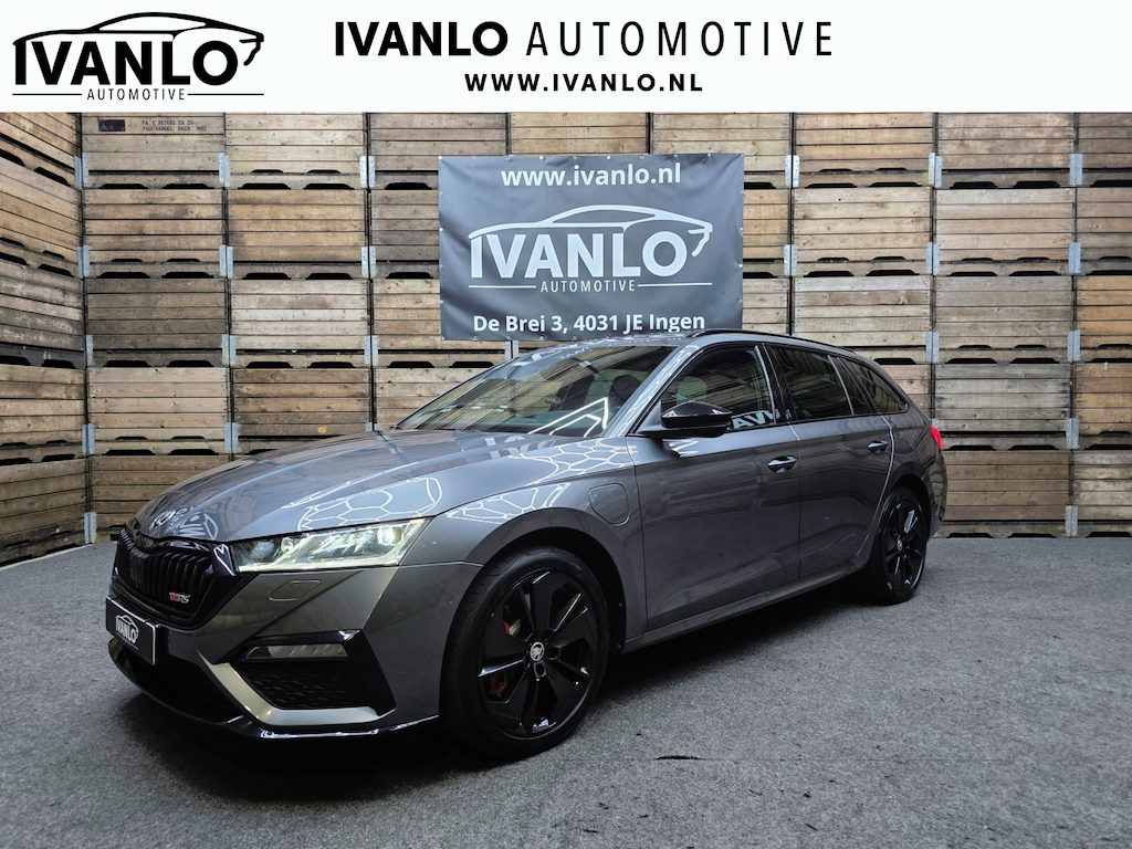Skoda Octavia Combi 1.4 TSI RS iV PHEV Business Pano HUD Navi Clima 18"LM