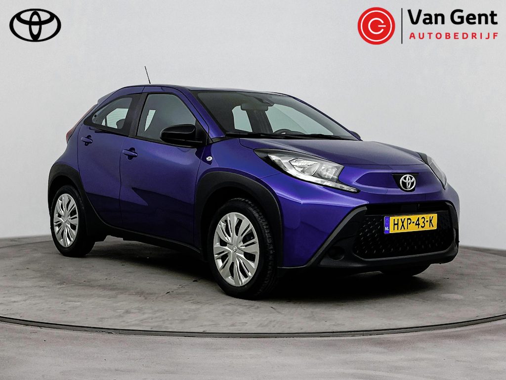 Toyota Aygo X 1.0 VVT-i MT Play | Apple Carplay / Android Auto | Adaptive Cruise | Airco | Camera | Rijstrooksensor