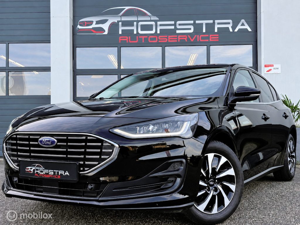 Ford Focus 1.0 EcoBoost Hybrid Titanium Camera Stoel/stuurverwarming