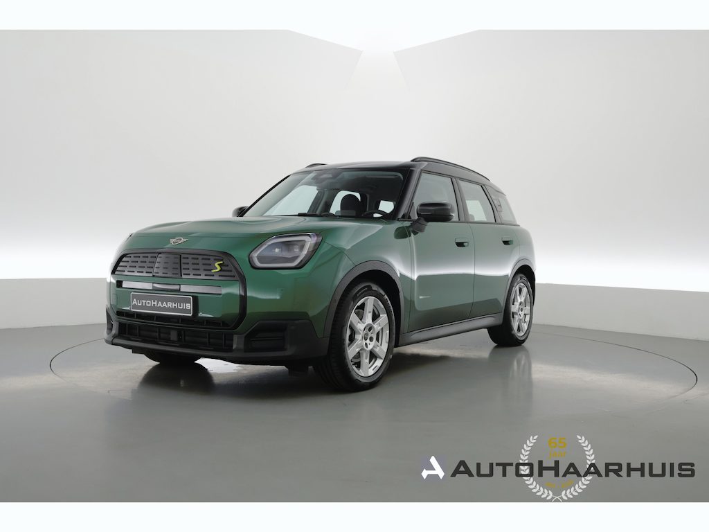 MINI Countryman SE ALL4 Classic S 66.5 kWh | SOH 100% | Rijklaar! | HUD | Leder | Camera | Stoel- Stuurverw. | Apple CarPlay