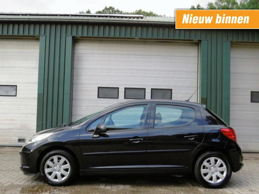 Peugeot 207 1.4 VTI X-LINE