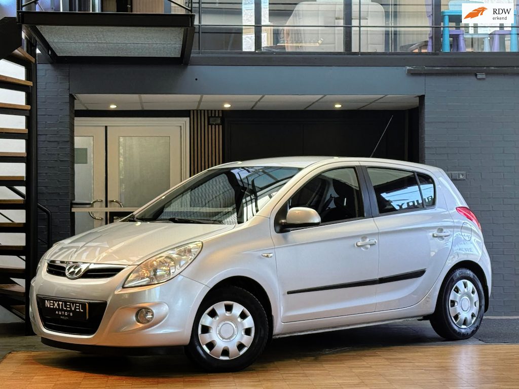Hyundai i20 1.4i DynamicVersion