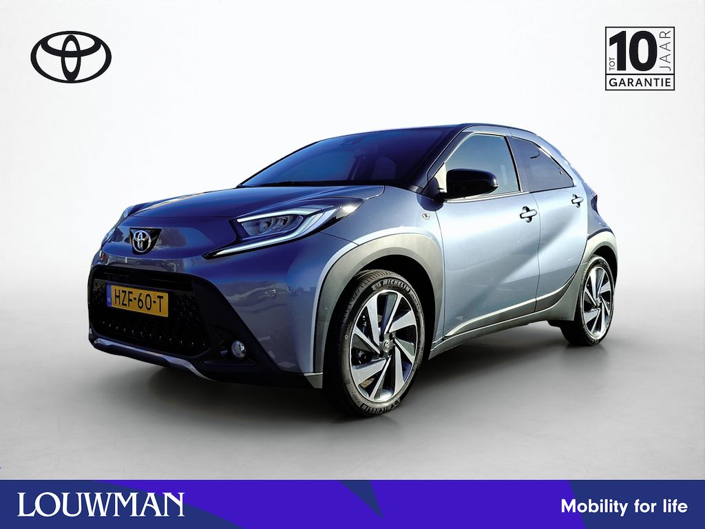 Toyota Aygo X 1.0 VVT-i S-CVT Envy | Climate Control | Cruise Control | LED verlichting | Parkeersensoren voor+achter | Navigatie | Apple CarPlay/Android Auto | Draadloze telefoonlader |