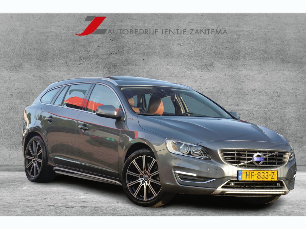 Volvo V60 2.4 D6 Twin Engine Summum | Navigatie | Memory seats | Camera | Stoelverwarming | Xenon | Stoelverwarming | NL auto!! |
