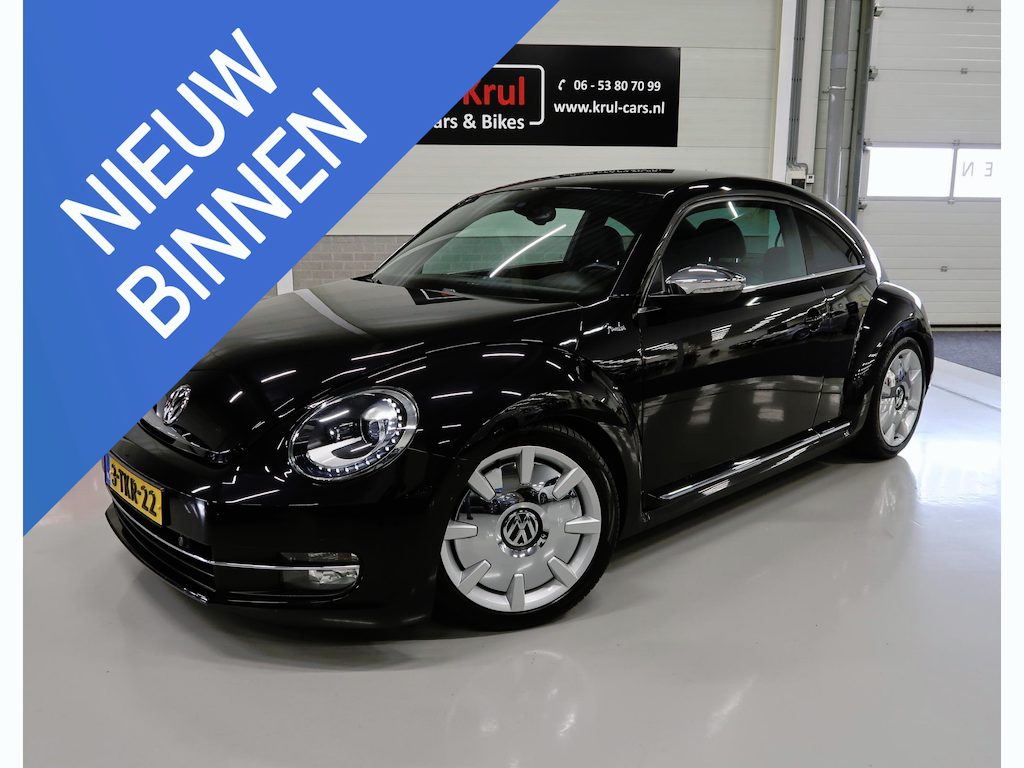 Volkswagen Beetle 1.2 TSI Fender Edition Xenon Airco-ecc Fender 18 inch Disc Navigatie Alle boekjes aanwezig Zeer nette staat