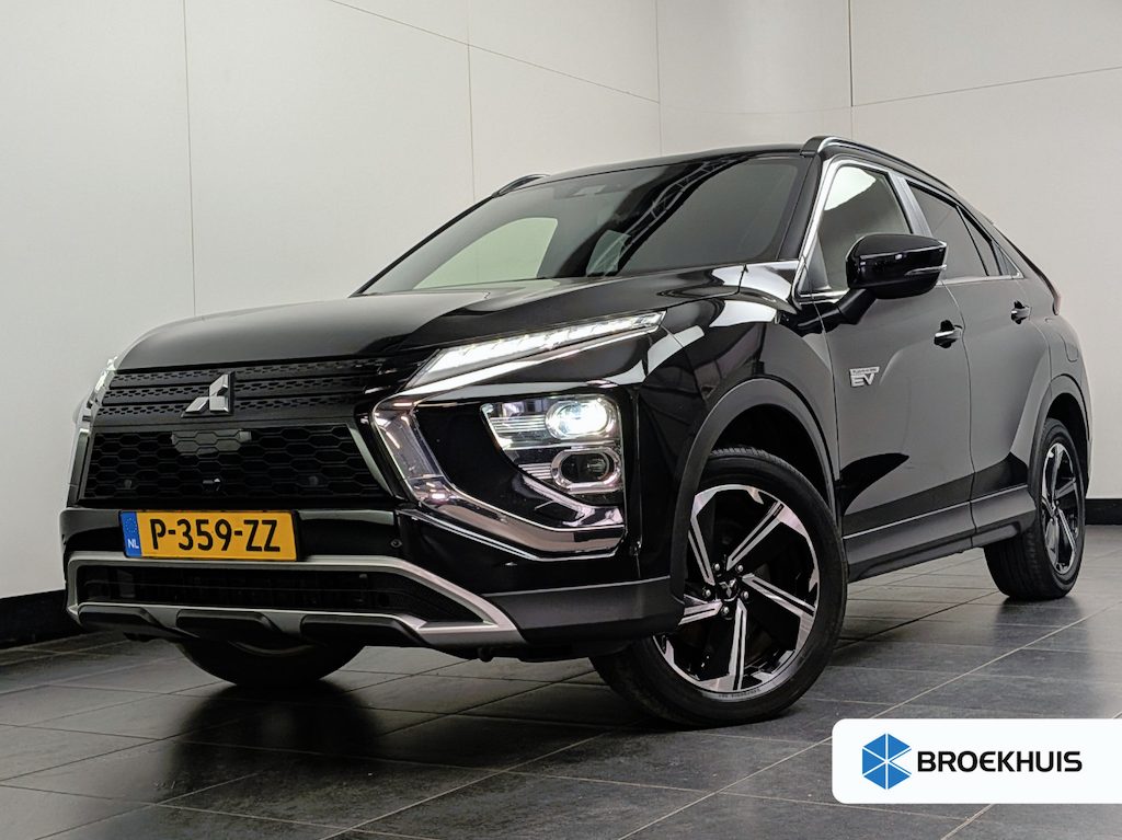 Mitsubishi Eclipse Cross 2.4 PHEV Intense+ l Camera l Navigatie l Cr Control l Stoelverwarming l Half Leder l 18" l Parkeersensoren l