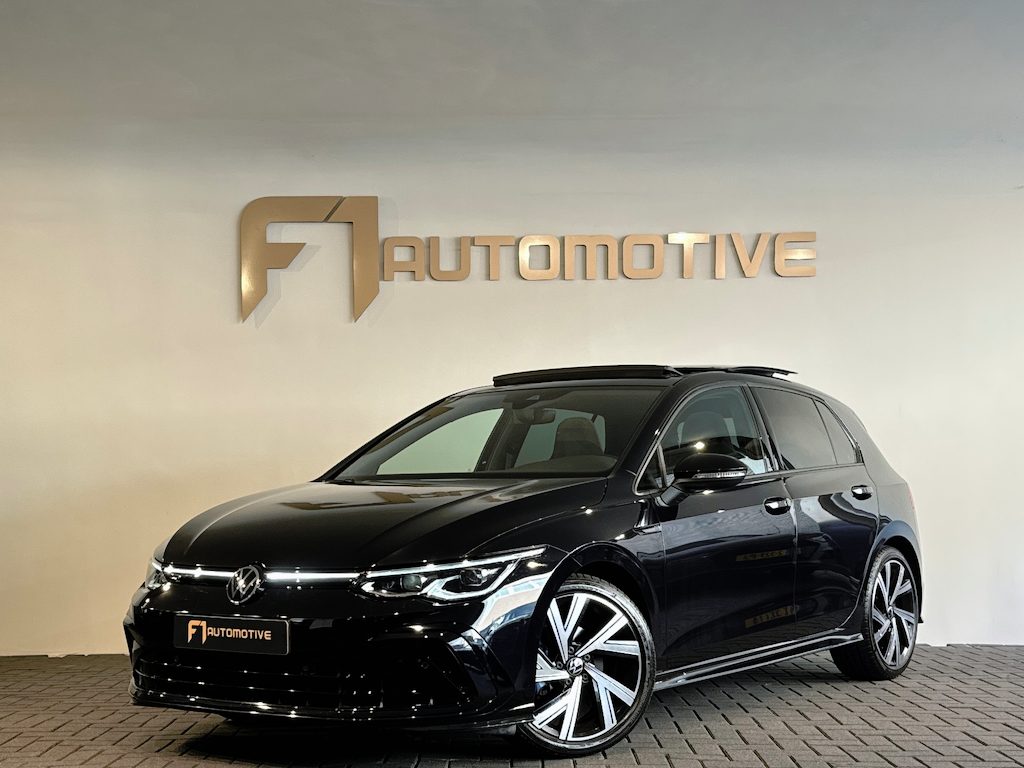 Volkswagen Golf 1.5 eTSI R-Line Pano|Keyless|ACC|Trekhaak|IQ